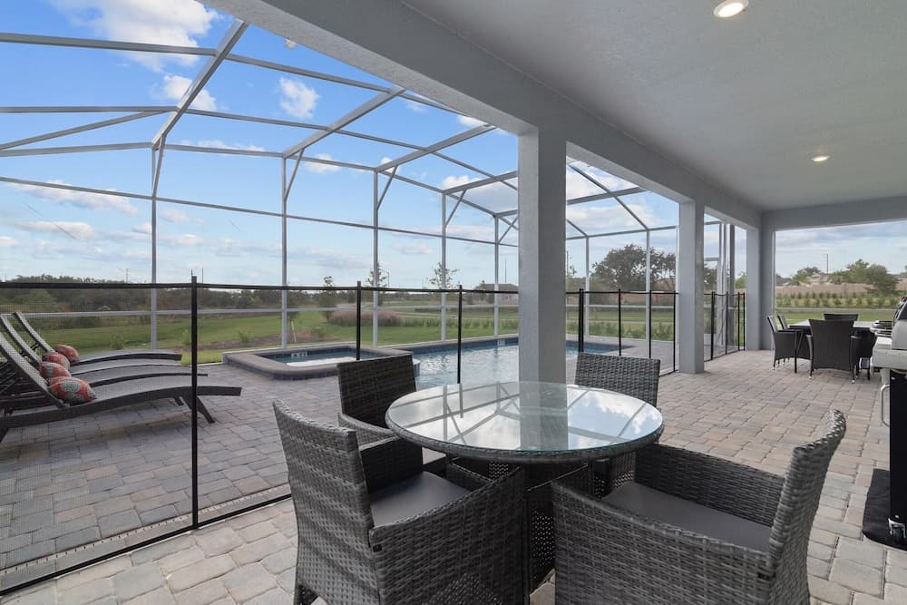 Açık havada yemek servisi