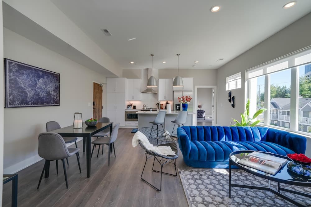 Jurny - Vanderbilt West End Luxury Flats