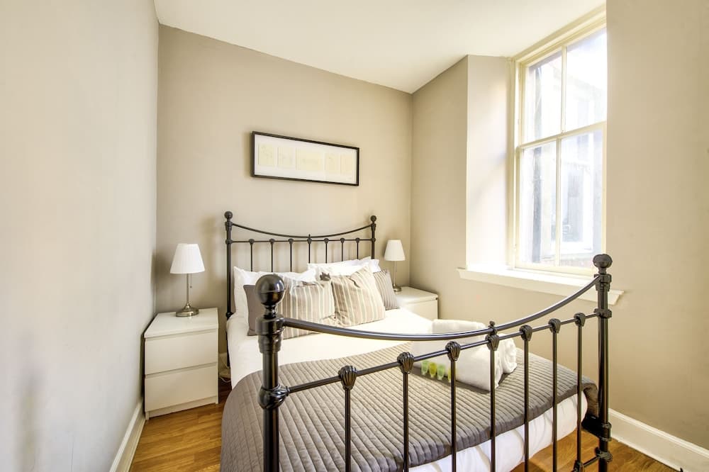 JOIVY Great Location! - Charming Apt by Edinburgh Castle