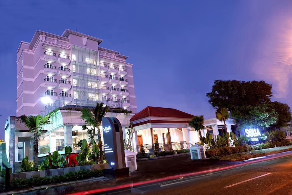 Solia Hotel Yosodipuro Solo