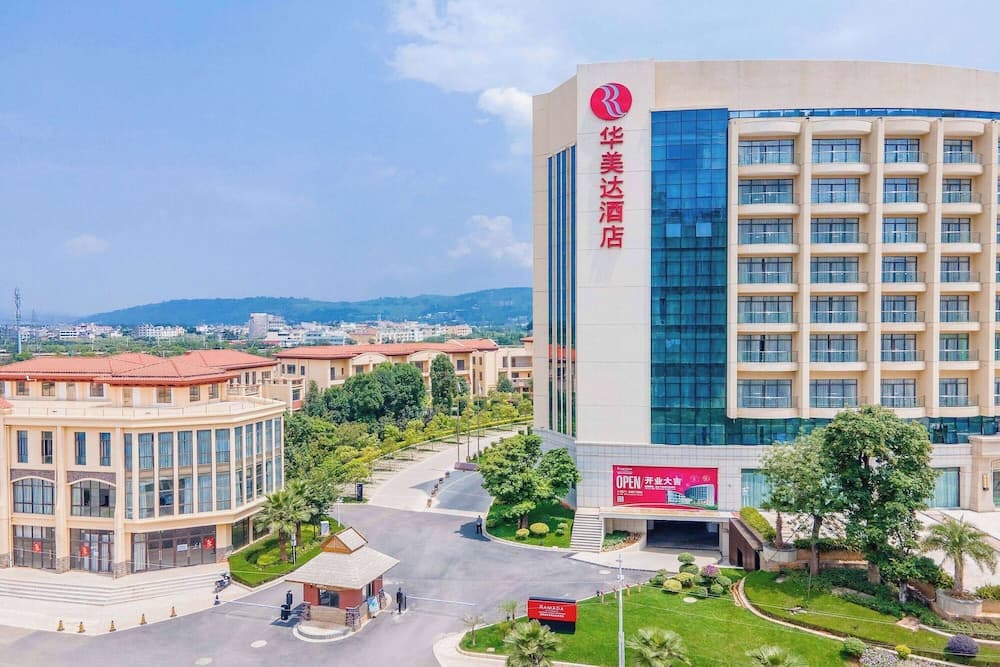 Ramada by Wyndham Kunming YiLiang