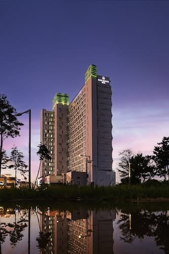 Ocean Soleview Hotel