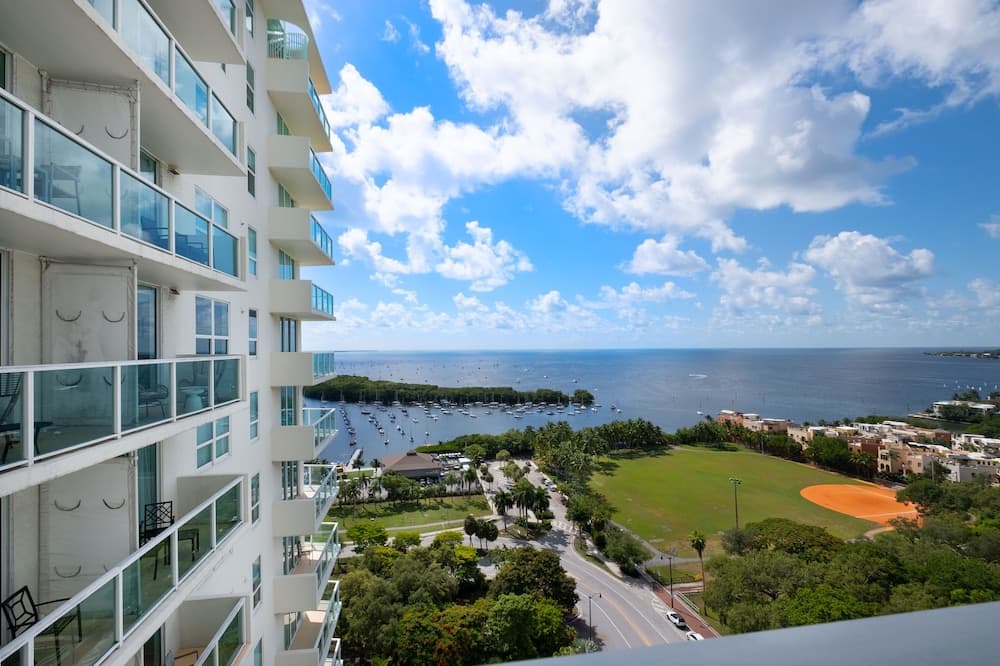 Private Oasis at Arya