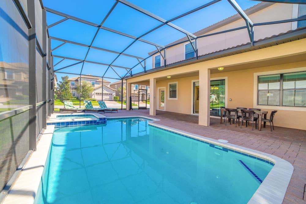 1450 Rolling Fairway Drive