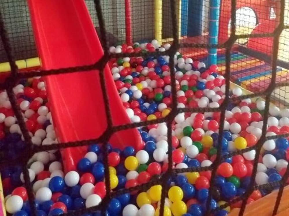 Çocuklar için oyun alanı - iç mekân