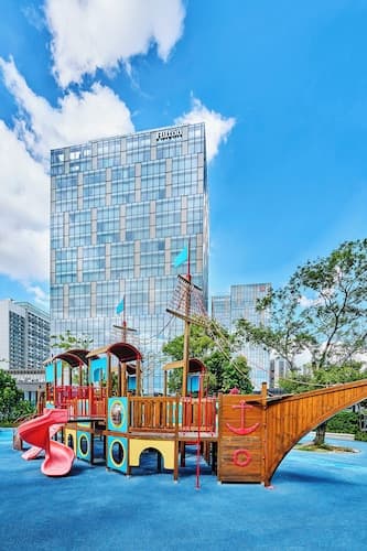 Hilton Garden Inn Shenzhen World Exhibition & Convention Center
