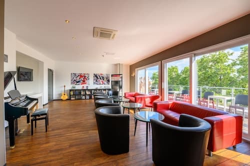 Art Rock Downtown Hotel