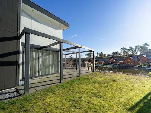 Modern Holiday Home Near Brunssummerheide