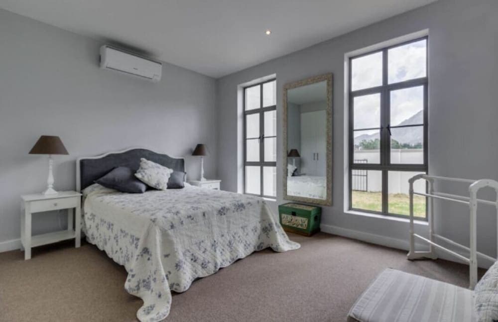 Franschhoek Central Elegance