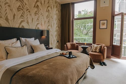 Hotel Omega