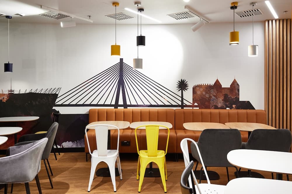 Holiday Inn Express Warsaw - The HUB by IHG