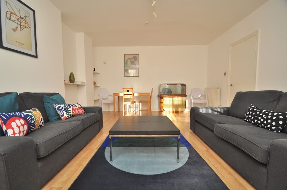 Large Garden Flat in the Heart of Islington
