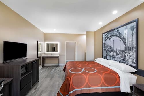 Super 8 by Wyndham Houston NW Beltway 8/West Rd