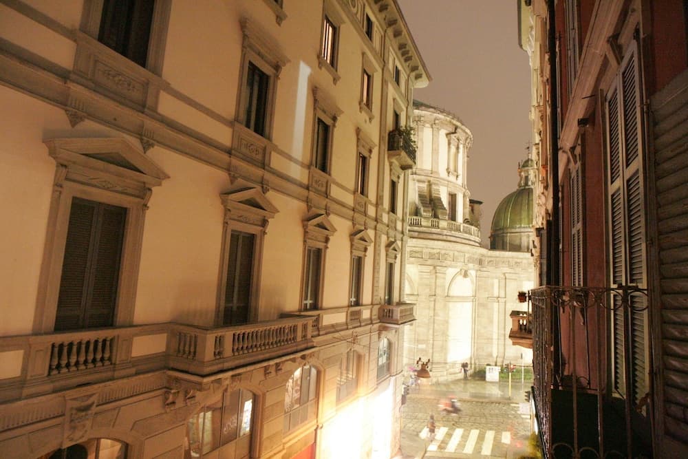 dHomes - Apartments and Rooms