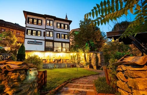 Kürkçü Konak