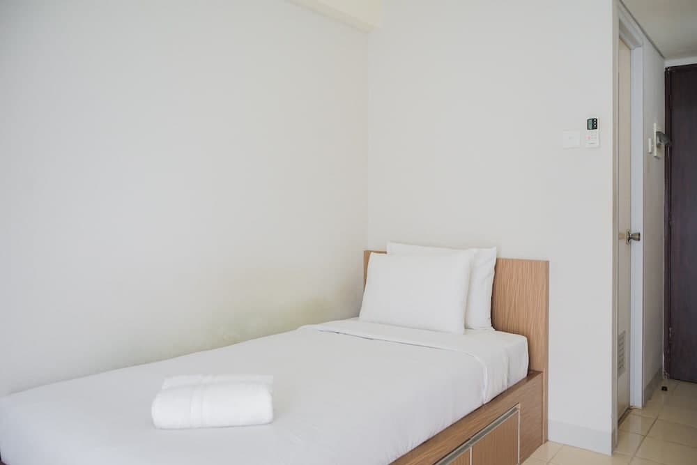 Chic Studio at Serpong Green View Apartment