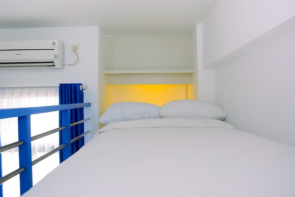 Minimalist and Posh Studio Dave Apartment