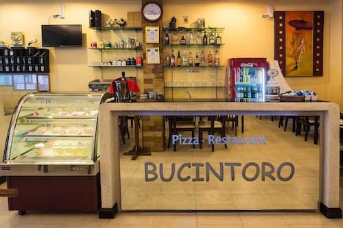 Room in Guest Room - Bucintoro Restaurant & Guesthouse Belvedere - 10 Minutes From Patong Beach