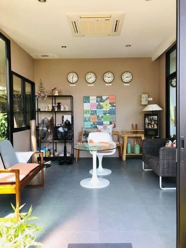 Uncle Jo Hua Hin