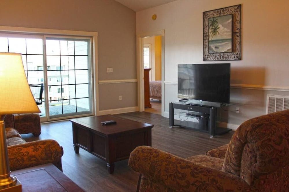 Just an 8 Minute Drive to the Beach....