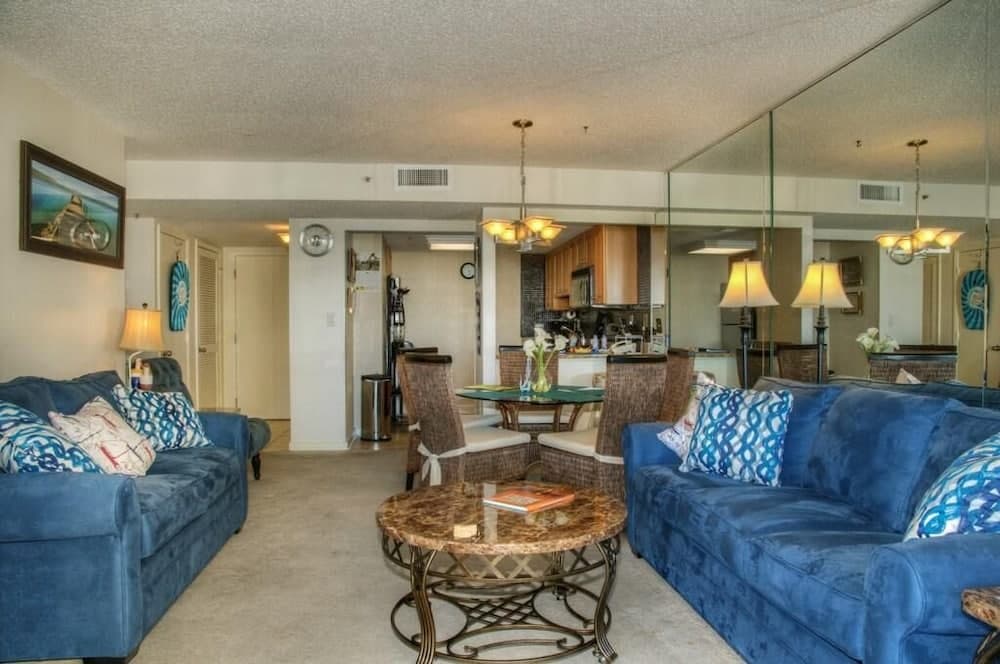 Comfortable/spacious Villa at Kingston Plantation