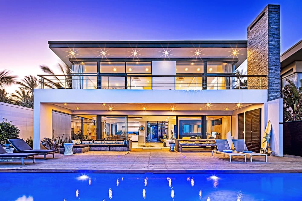 Dolphin Coast YOLO Spaces – Beach House Villa