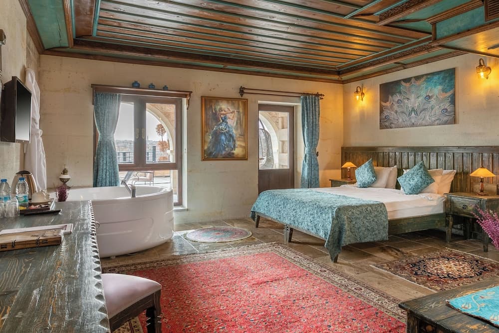 Acer Cave Hotel