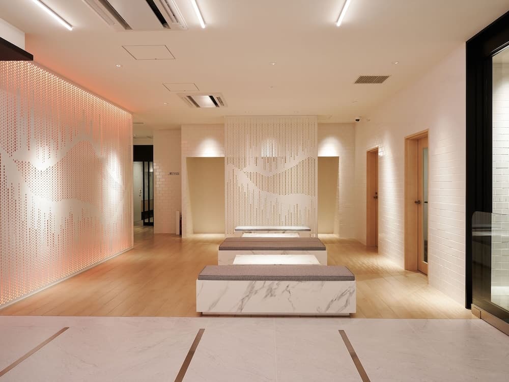 Henna Hotel Komatsu Ekimae