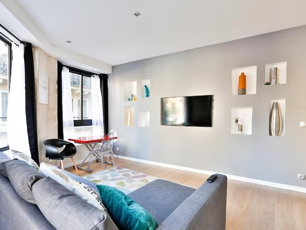 Blue Night International 110