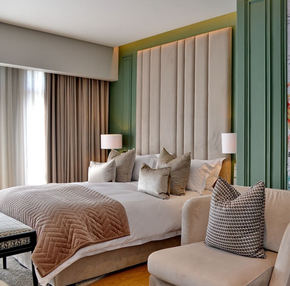 Apogee Boutique Hotel & Spa