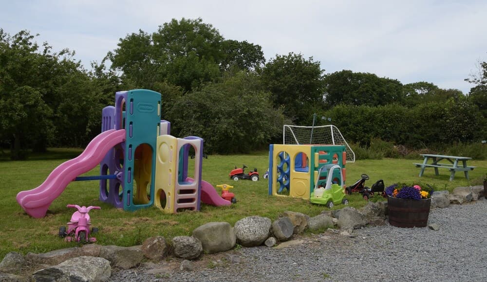 Çocuklar için oyun alanı - dış mekân