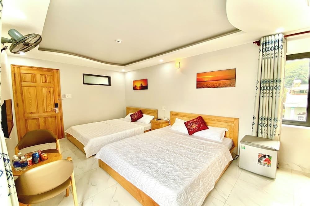 Ninh Giang Hotel