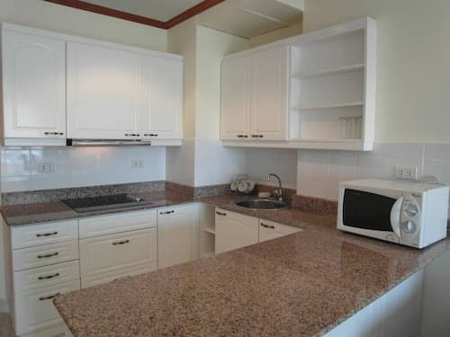 View Talay 1B Floor 6 Room