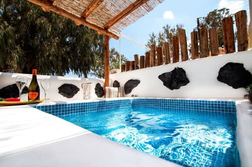 Asera Suites Near Kamari Beach