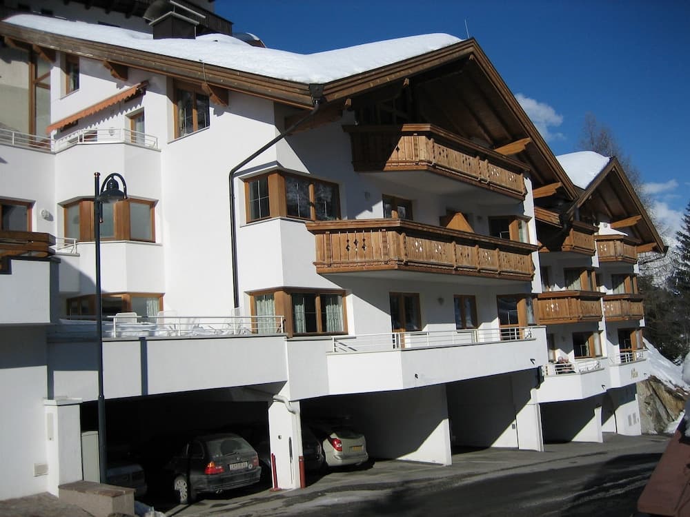 Appartements Fliana