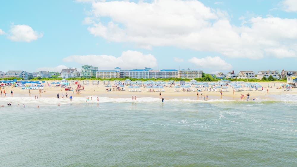 La Mer Beachfront Resort