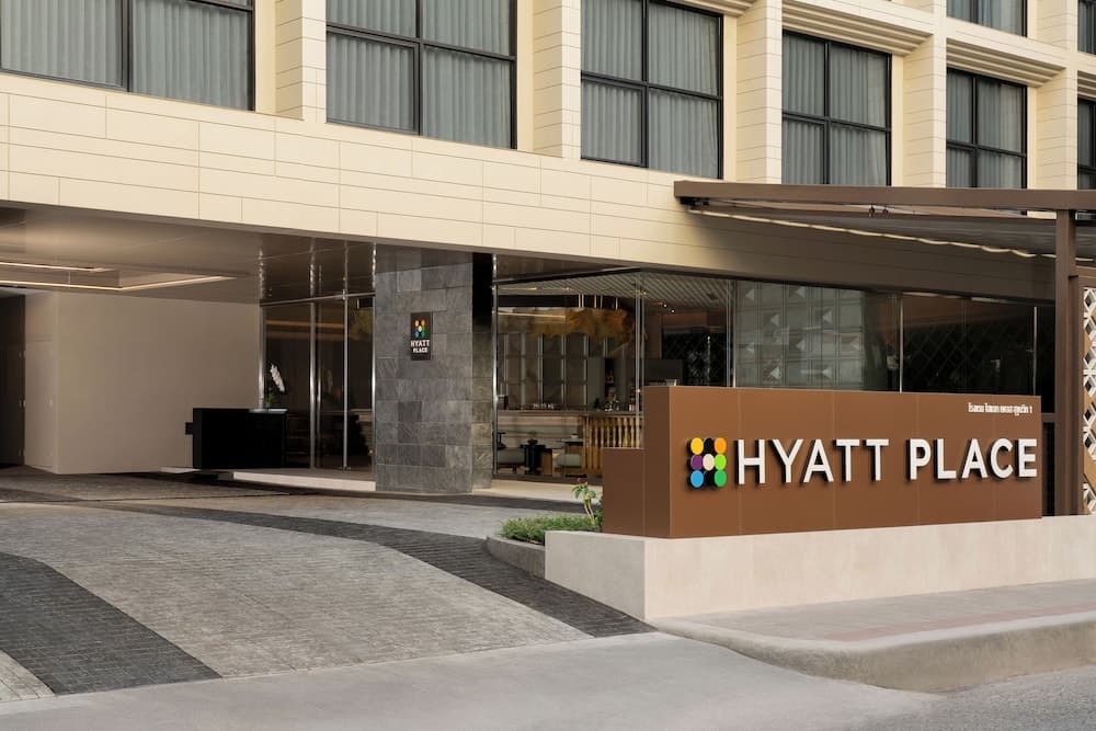 Hyatt Place Bangkok Sukhumvit 1