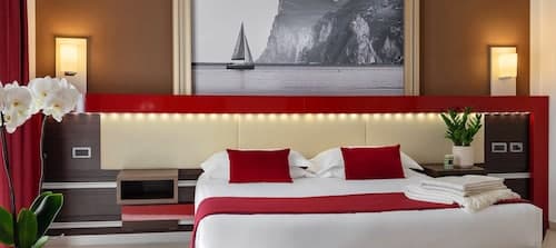 Kairos Garda Hotel - Be Happy Hotels