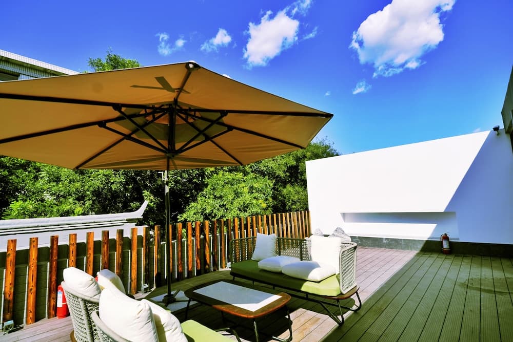 Guipu Courtyard Hotel