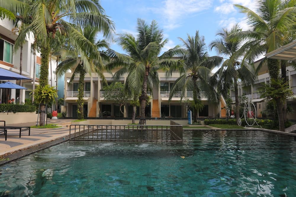 A2 Pool Resort