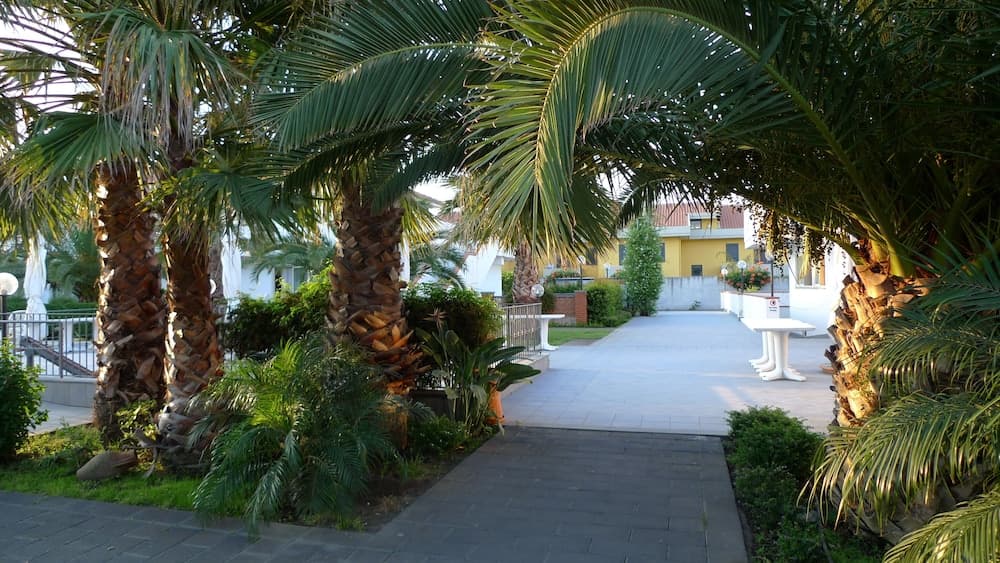 King's House Hotel Resort