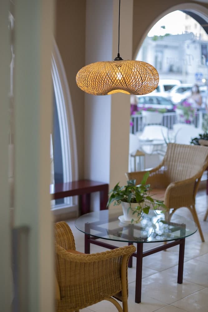 Lobi dinlenme salonu