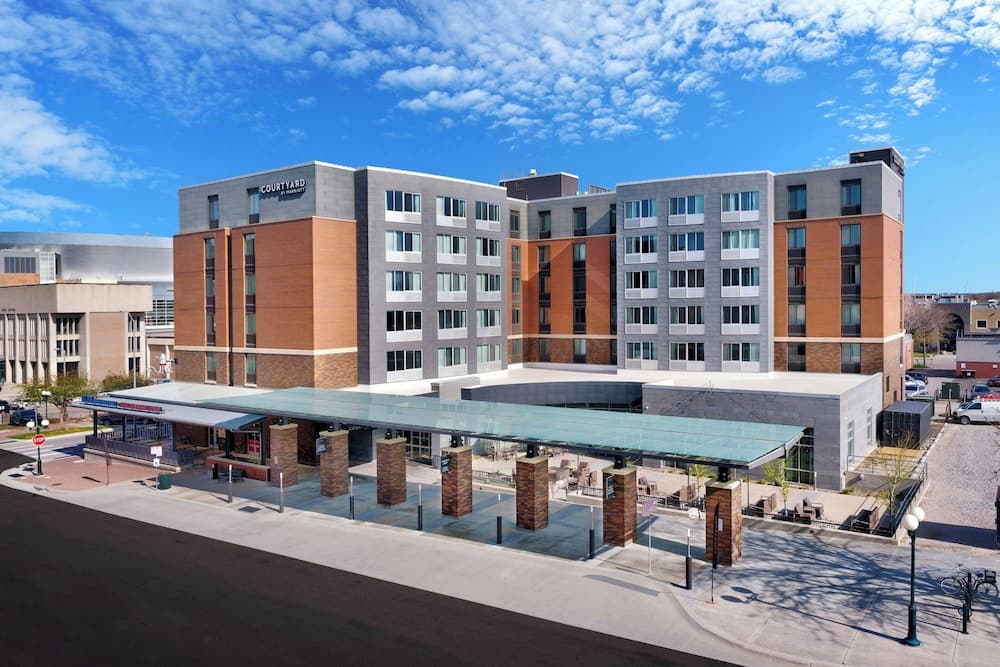 Courtyard by Marriott Lincoln Downtown