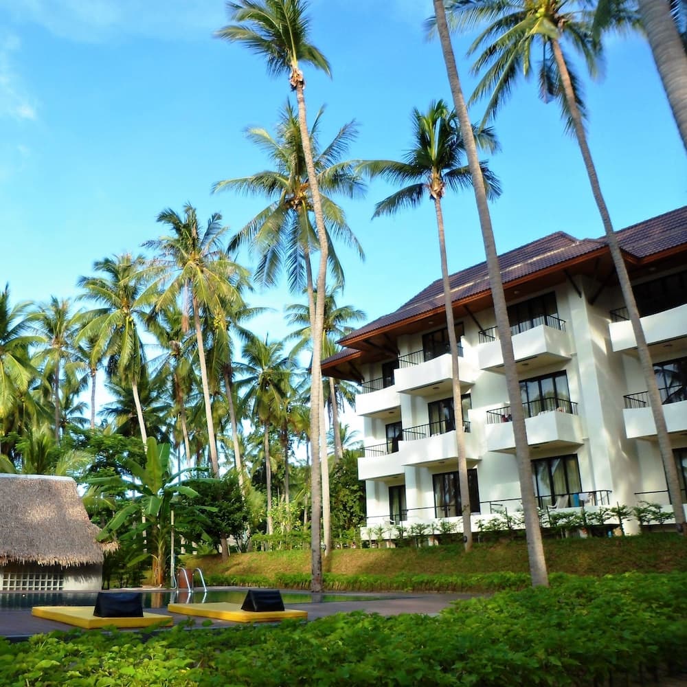 ASTROCOCO beach resort by Coconut Beach