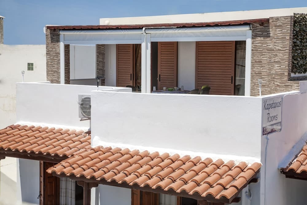 Kapetanos Rooms