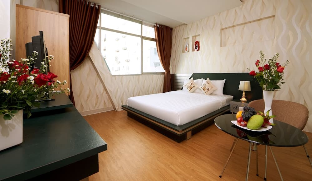 Saigon Charm Hotel