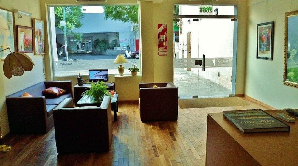 Juramento de Lealtad Townhouse Hotel
