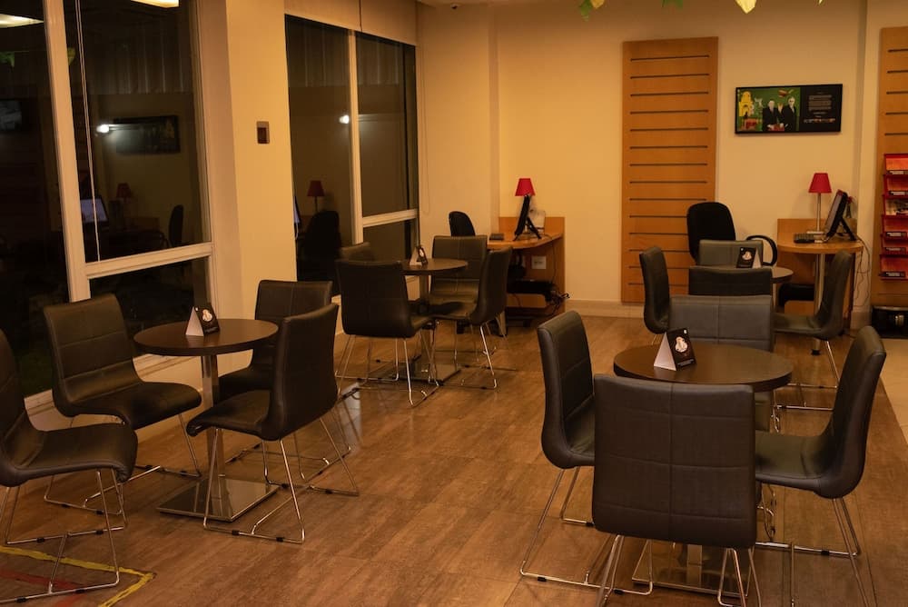 Lobi dinlenme salonu