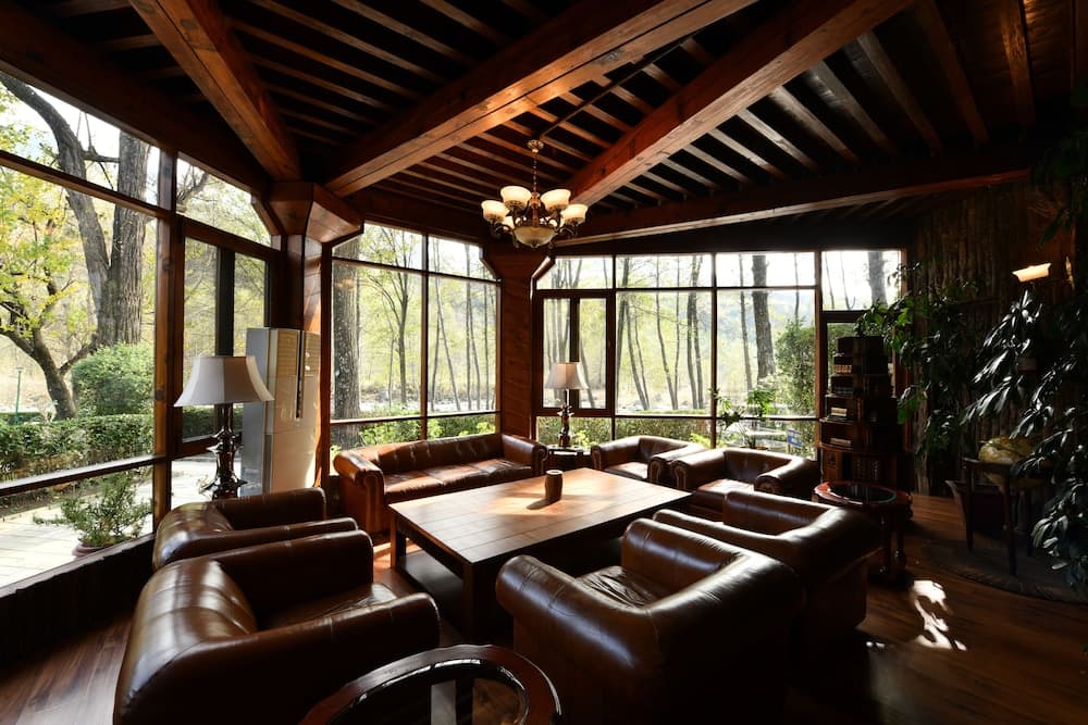 Lobi dinlenme salonu