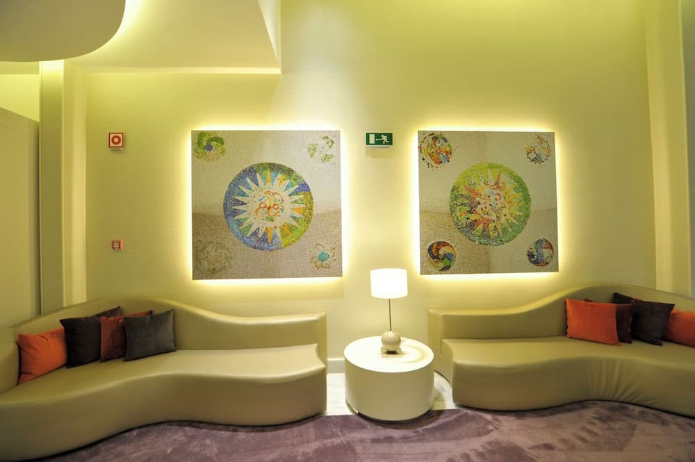 Lobi dinlenme salonu